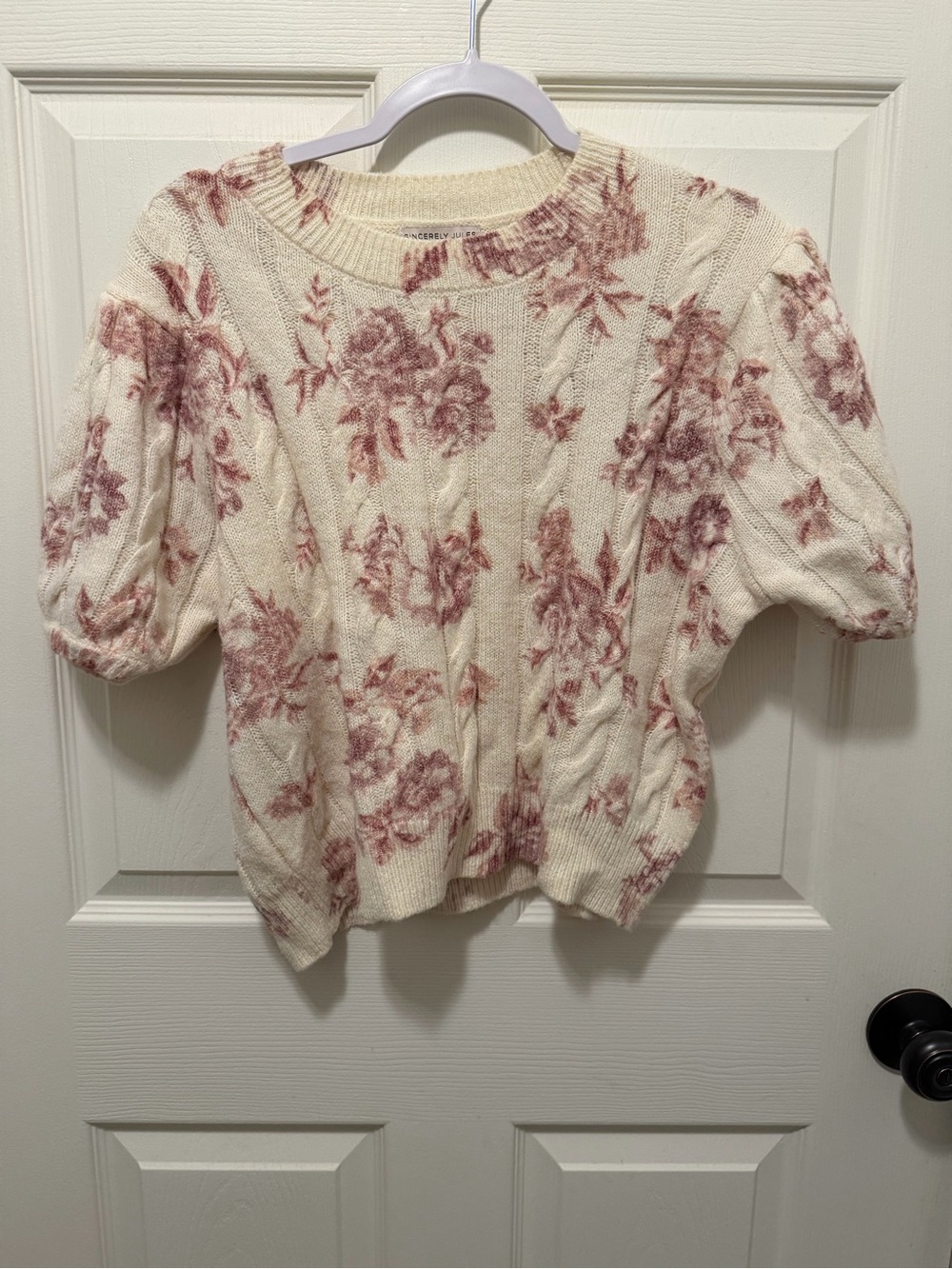 Cropped Short Sleeve Sweater- Cream with Rose Pink Print